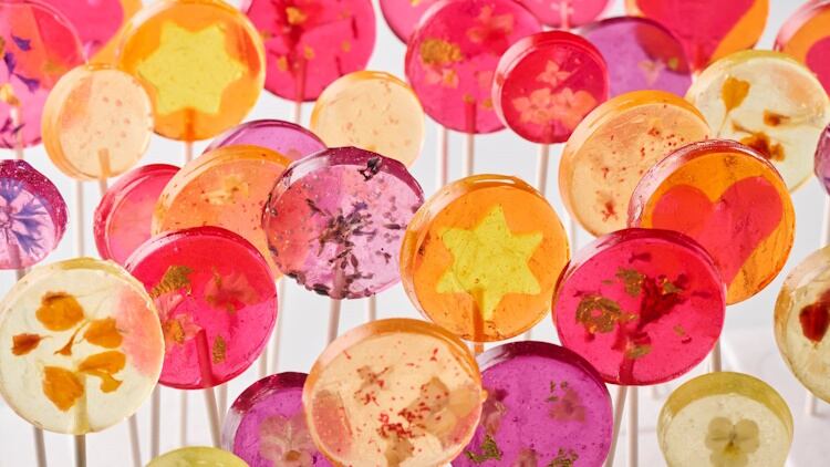 Natural food colours used in confectionery